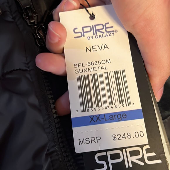 NEW WITH TAGS Spire long ski/snowboarding jacket! - Picture 9 of 9